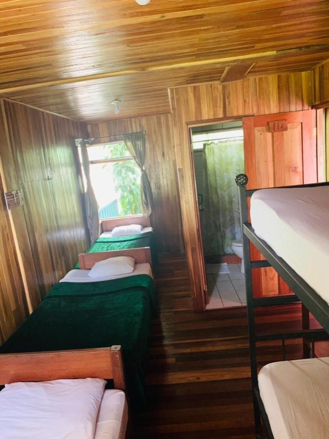 Hotel Quetzal Inn Monteverde Quarto foto
